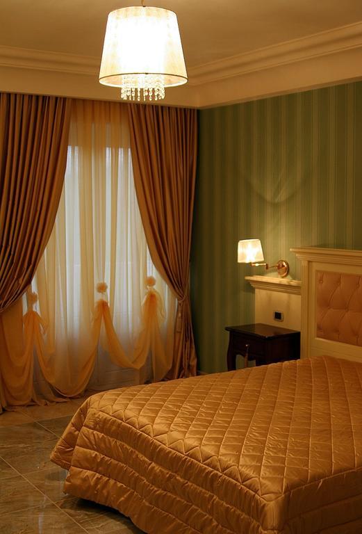 Regina Di Saba - Hotel Villa Per Ricevimenti กรอตตามินาร์ดา ภายนอก รูปภาพ