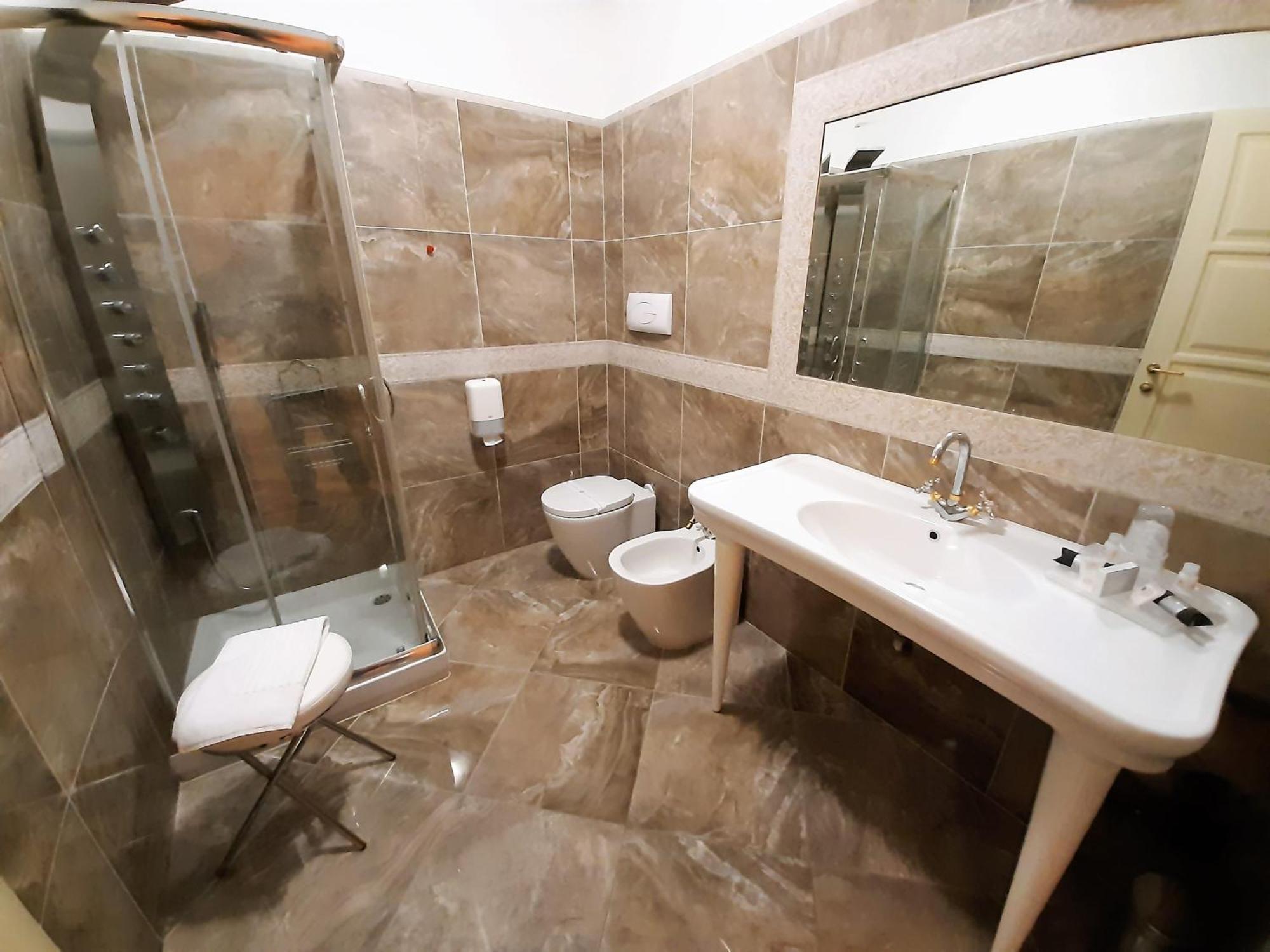 Regina Di Saba - Hotel Villa Per Ricevimenti กรอตตามินาร์ดา ภายนอก รูปภาพ