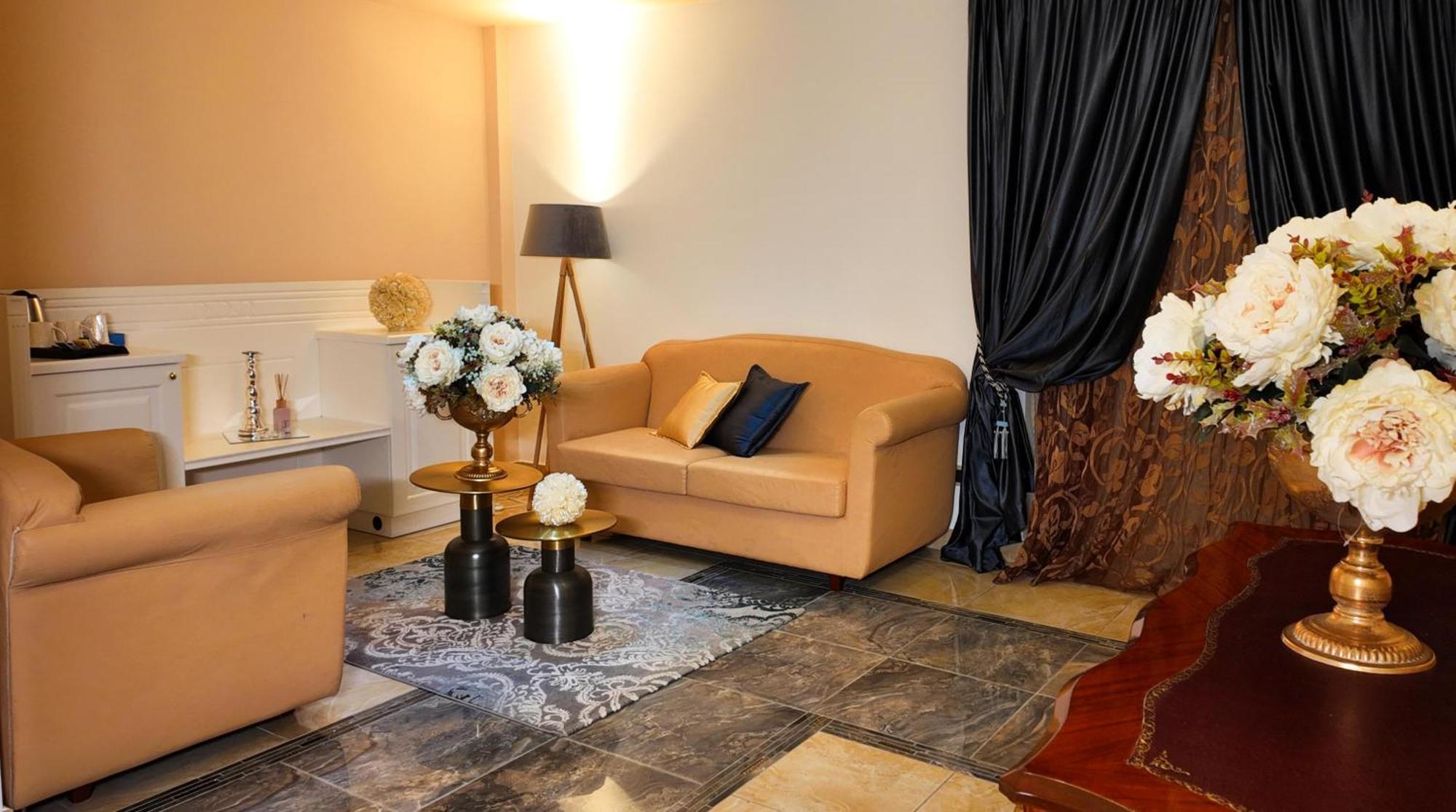 Regina Di Saba - Hotel Villa Per Ricevimenti กรอตตามินาร์ดา ภายนอก รูปภาพ