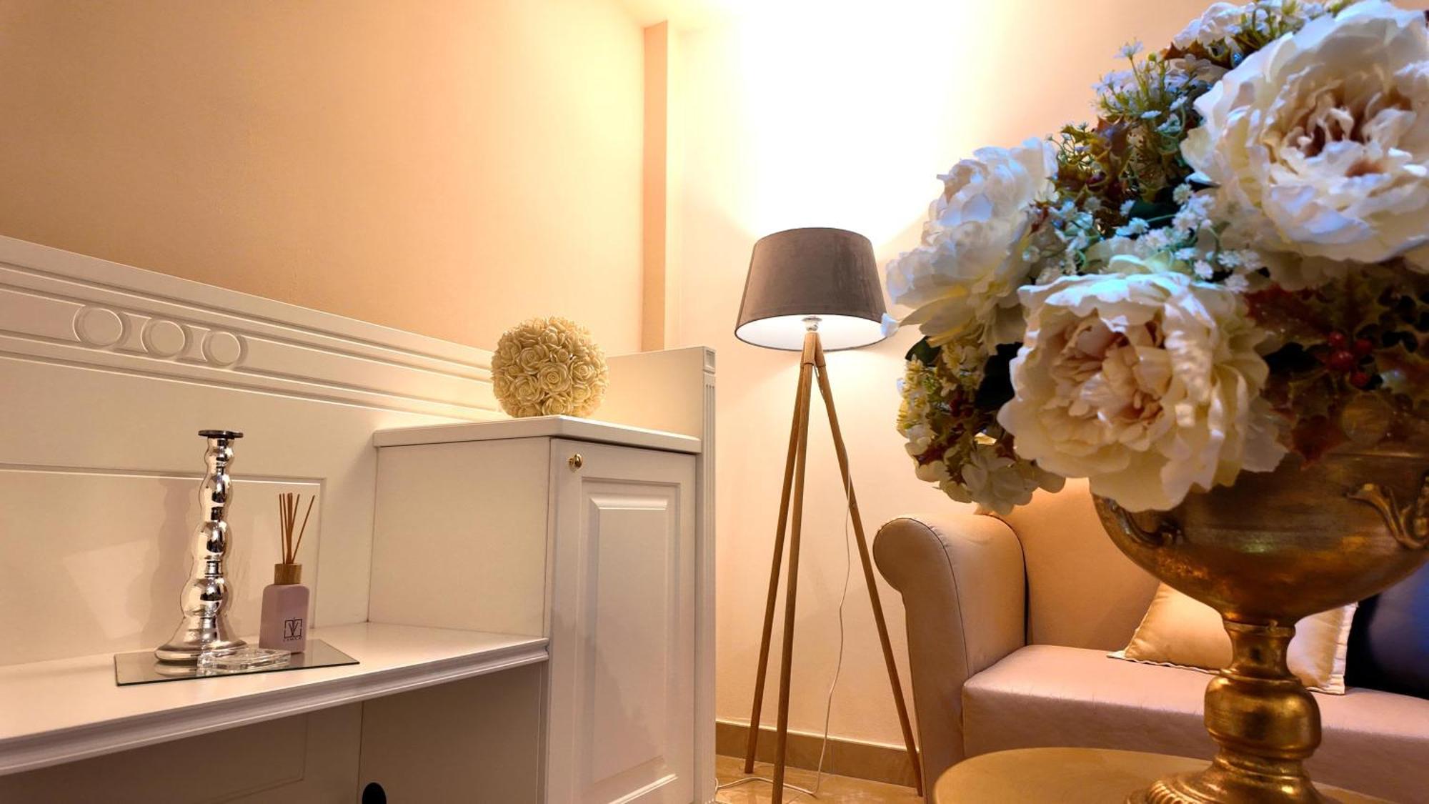 Regina Di Saba - Hotel Villa Per Ricevimenti กรอตตามินาร์ดา ภายนอก รูปภาพ