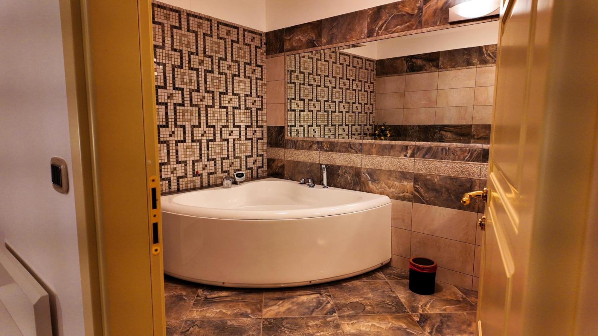Regina Di Saba - Hotel Villa Per Ricevimenti กรอตตามินาร์ดา ภายนอก รูปภาพ