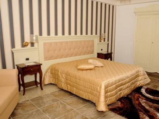 Regina Di Saba - Hotel Villa Per Ricevimenti กรอตตามินาร์ดา ภายนอก รูปภาพ