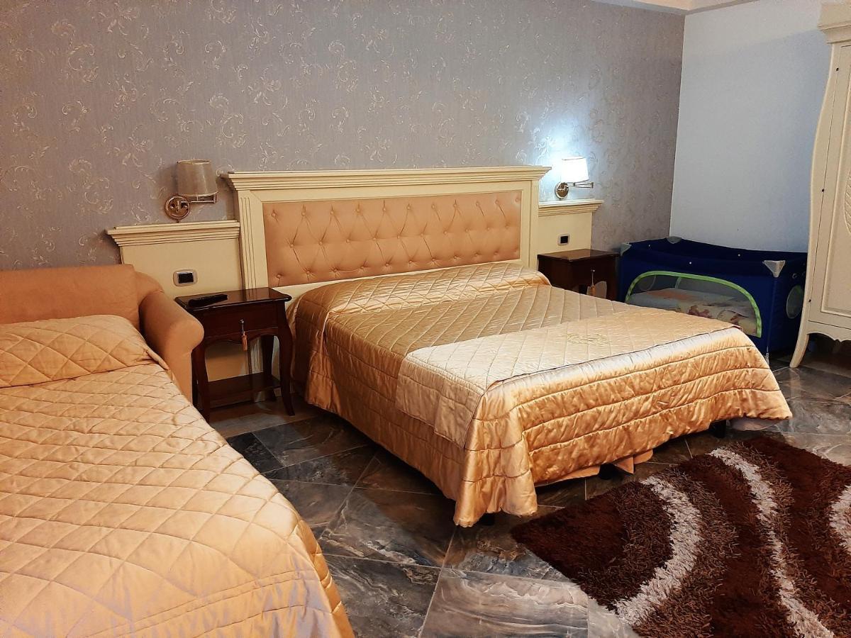 Regina Di Saba - Hotel Villa Per Ricevimenti กรอตตามินาร์ดา ภายนอก รูปภาพ